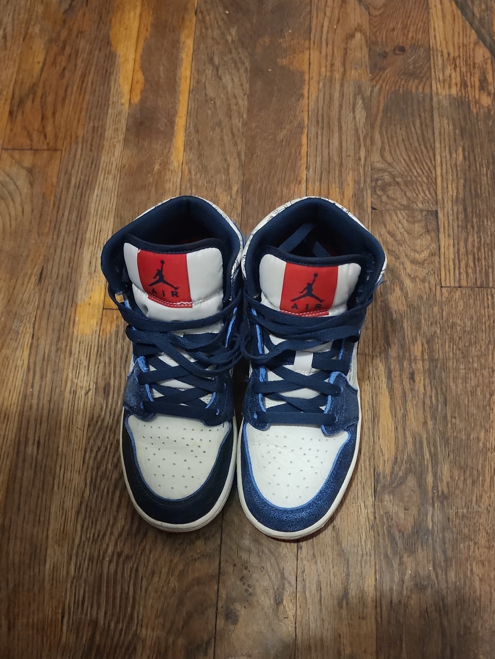 Air Jordan 1 Mid SE 'Take Flight' sneakers